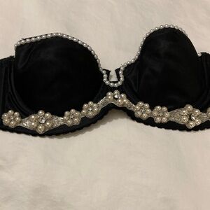 Outrageous Henri Bendel Black Bra with Pearl Accents